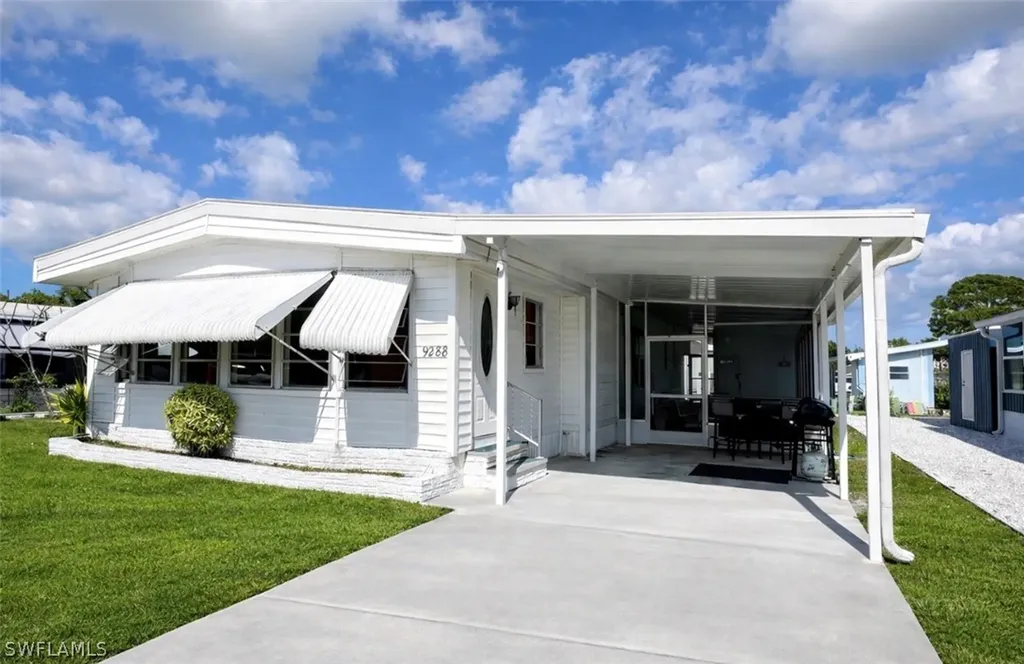 9288 Baron Road Bonita Springs FL 34135