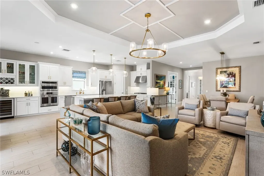 15216 Turin Drive Naples FL 34114