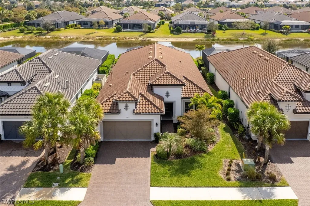 15216 Turin Drive Naples FL 34114