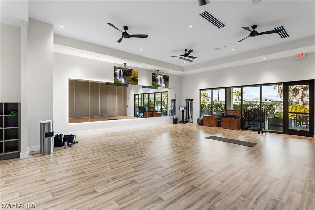 15216 Turin Drive Naples FL 34114