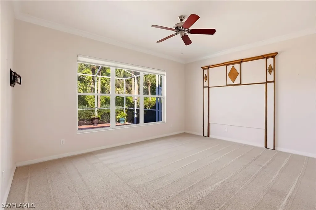 1717 Marsh Run Naples FL 34109
