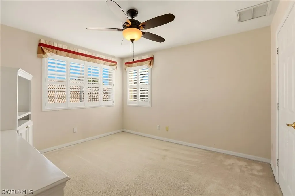 1717 Marsh Run Naples FL 34109