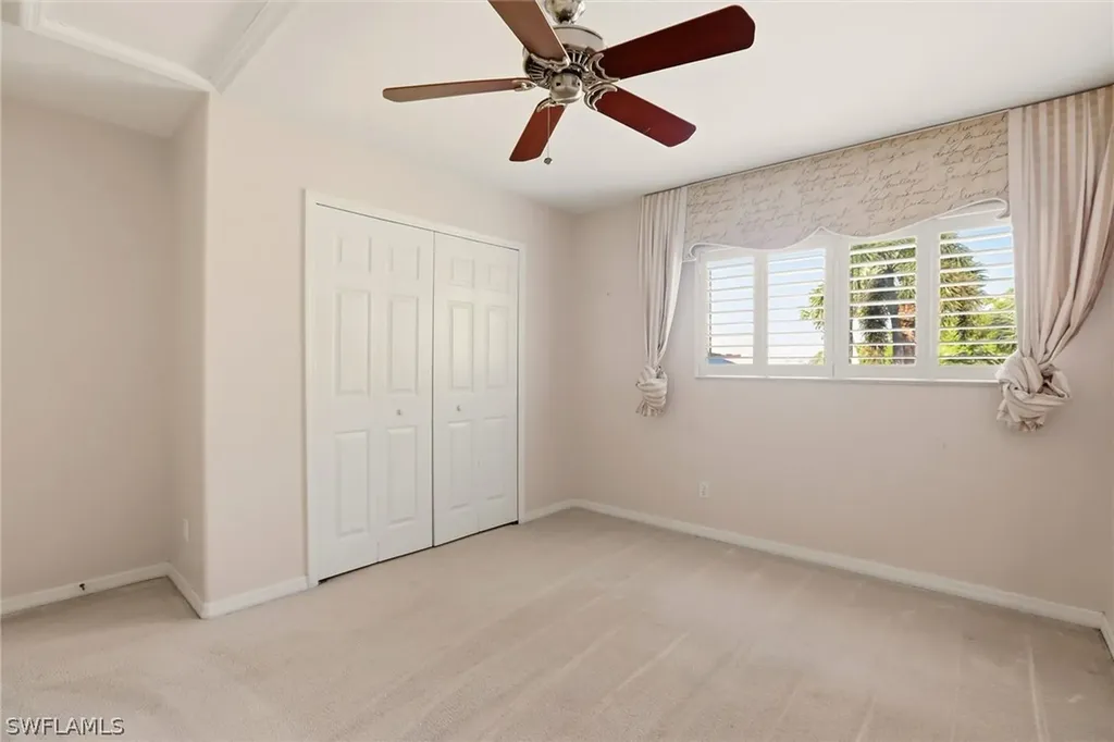 1717 Marsh Run Naples FL 34109