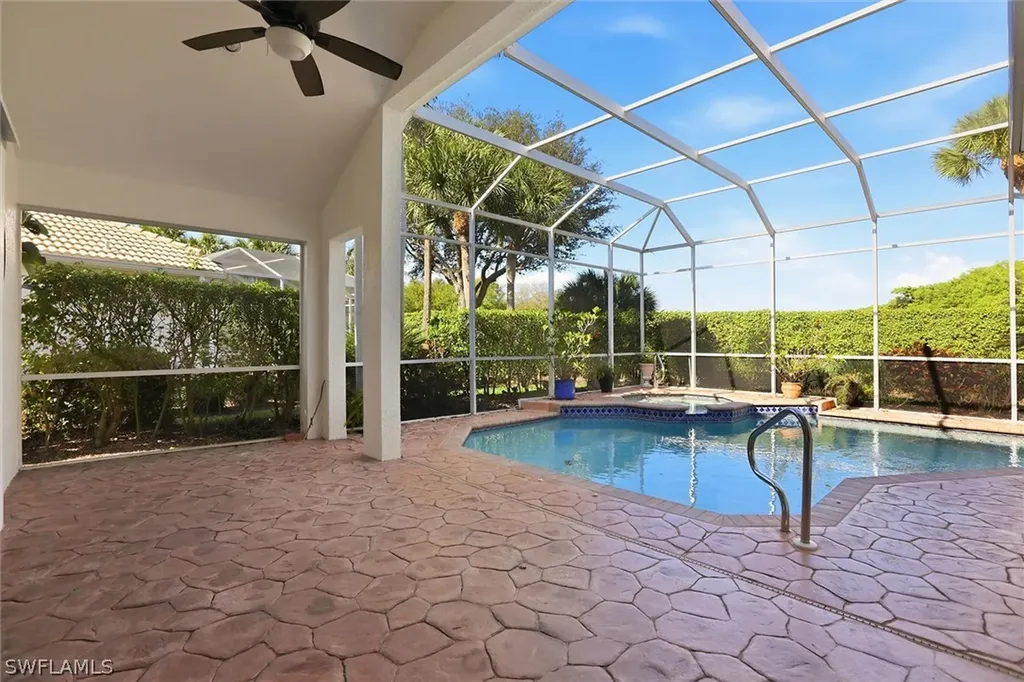 1717 Marsh Run Naples FL 34109