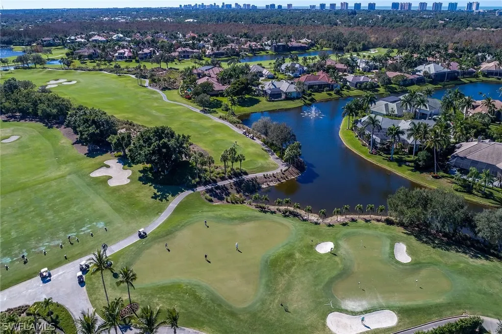1717 Marsh Run Naples FL 34109