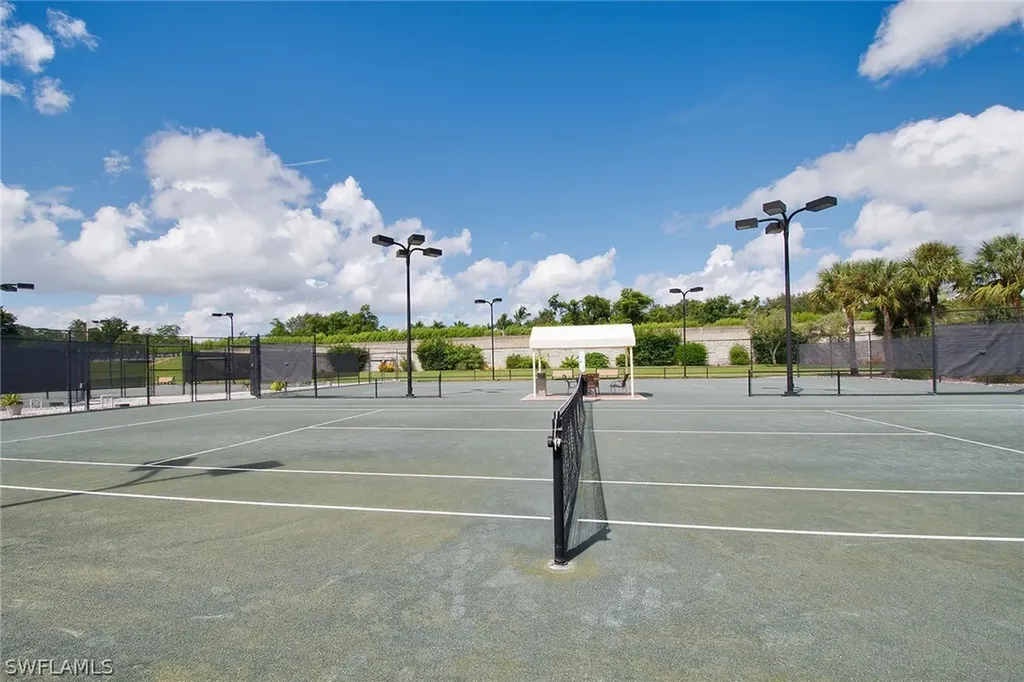 1717 Marsh Run Naples FL 34109