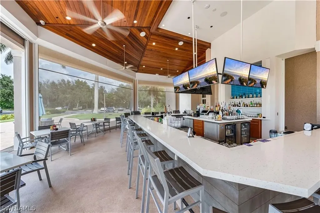 1717 Marsh Run Naples FL 34109