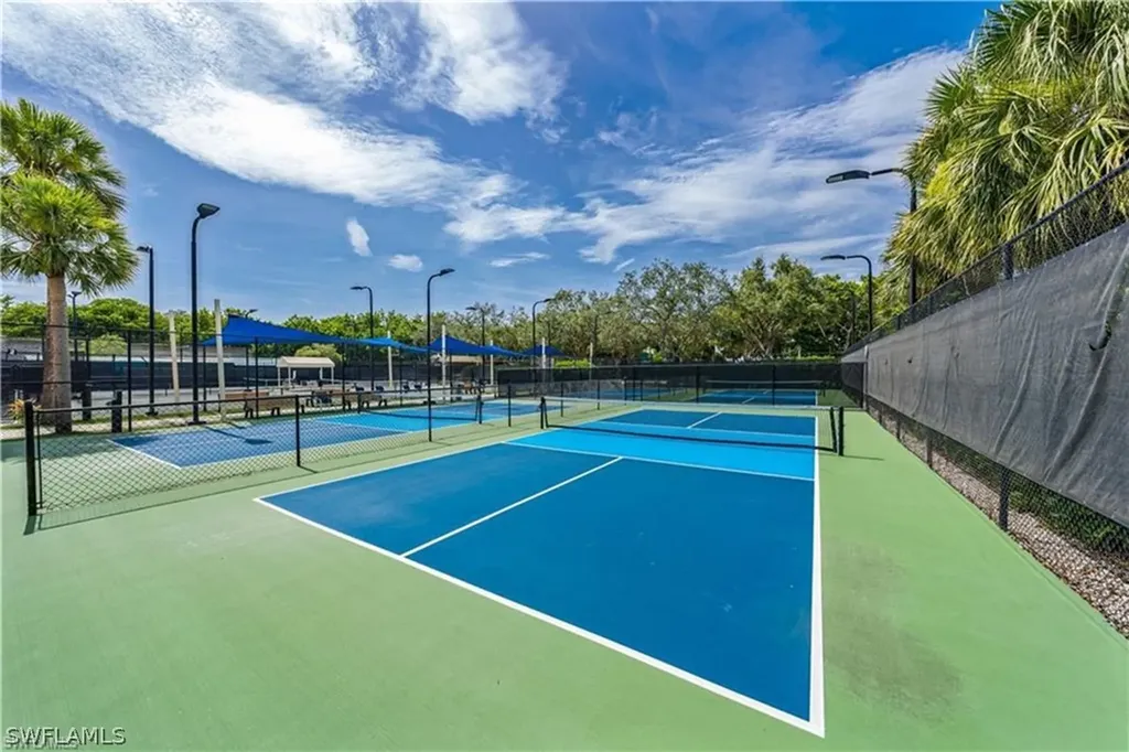 1717 Marsh Run Naples FL 34109