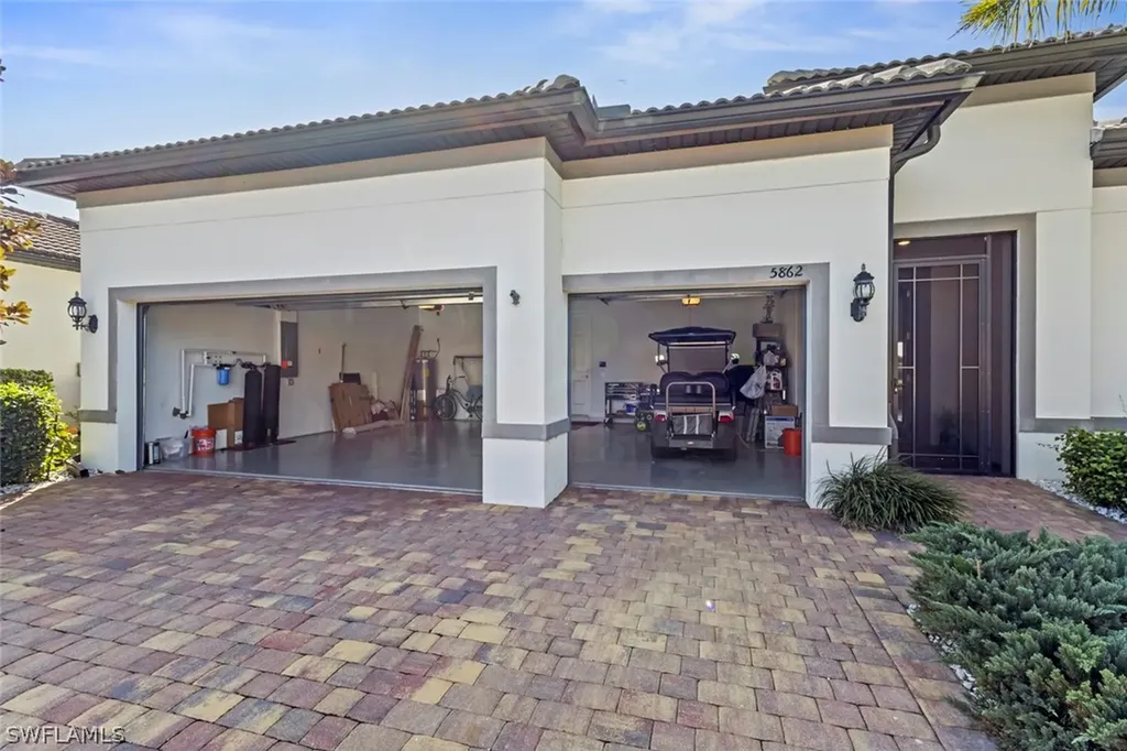 5862 Champion Lane Ave Maria FL 34142