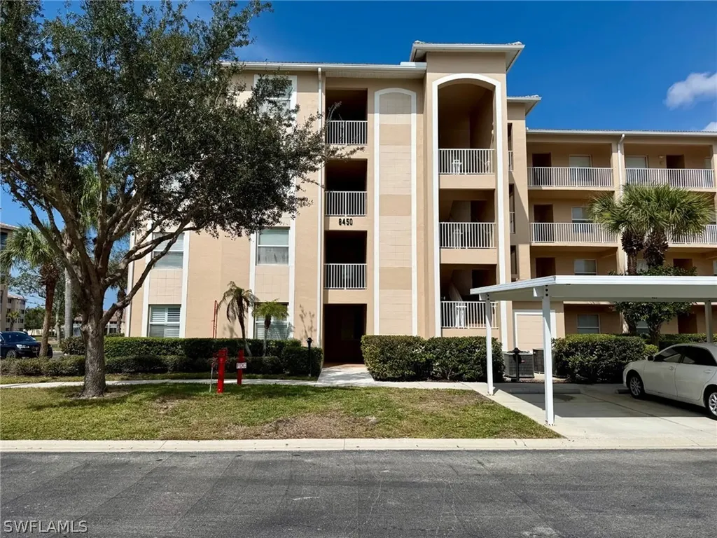 8450 Kingbird Loop Estero FL 33967