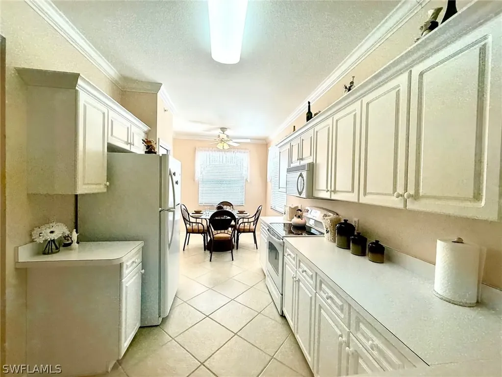 8450 Kingbird Loop Estero FL 33967