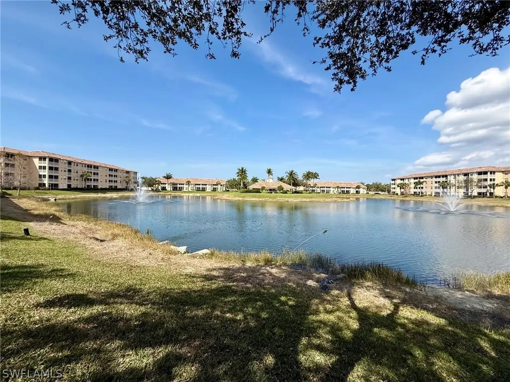 8450 Kingbird Loop Estero FL 33967