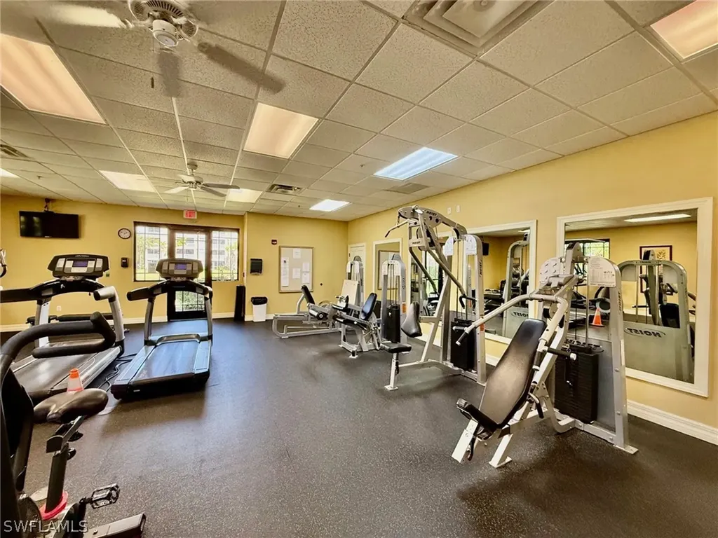 8450 Kingbird Loop Estero FL 33967