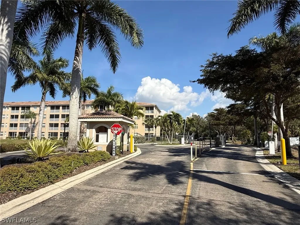 8450 Kingbird Loop Estero FL 33967
