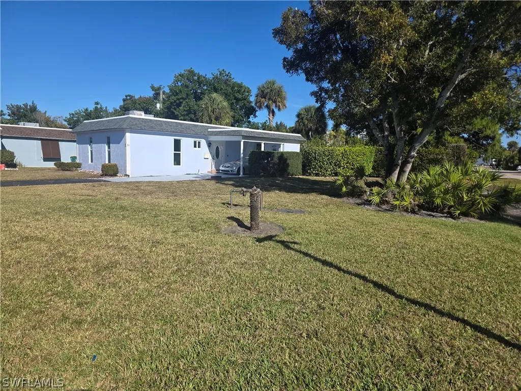 1 Knights Bridge Road Naples FL 34112