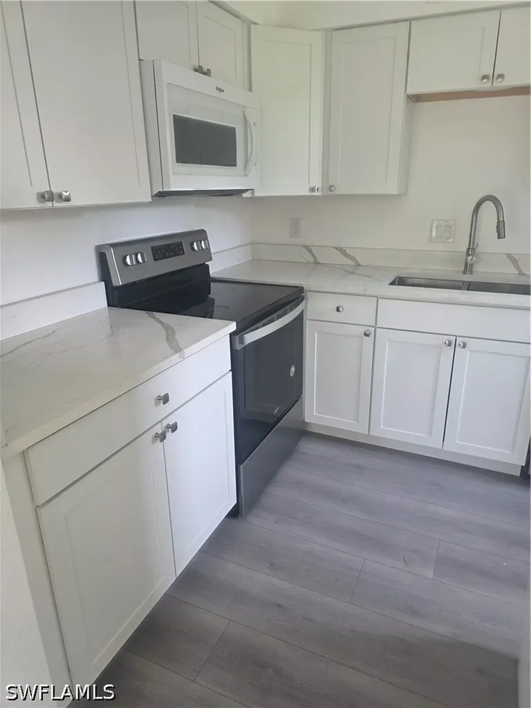 1 Knights Bridge Road Naples FL 34112