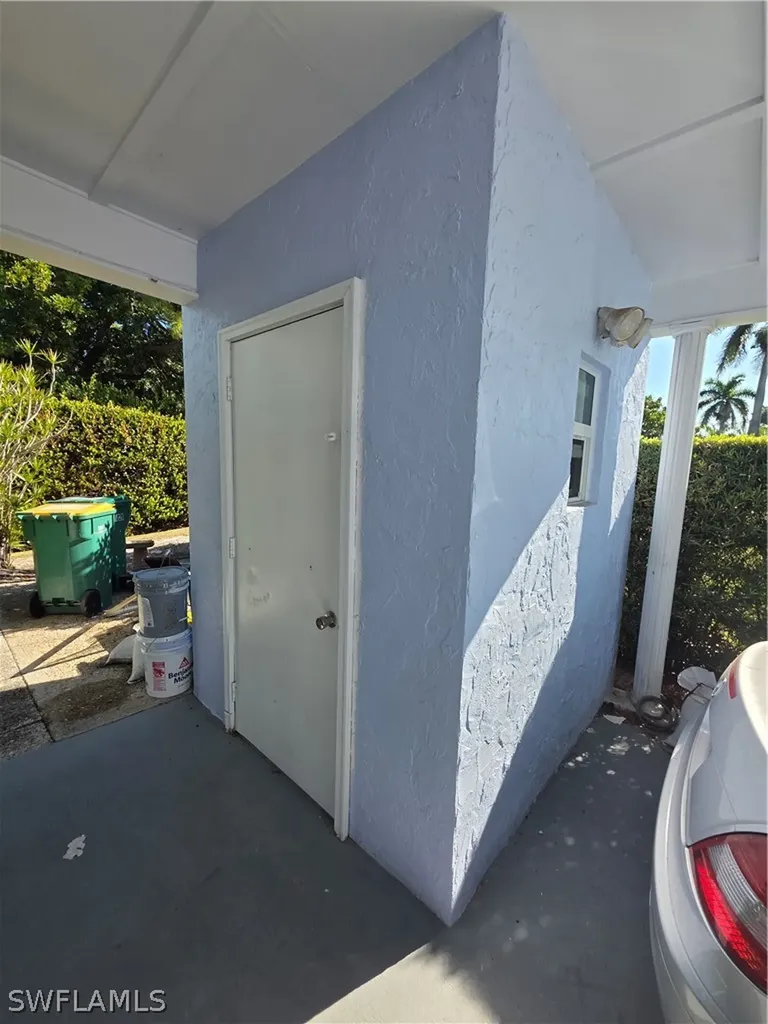 1 Knights Bridge Road Naples FL 34112