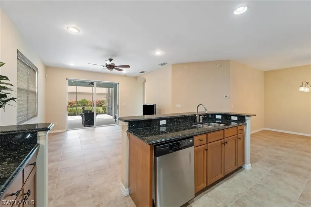 10662 Camarelle Circle Fort Myers FL 33913