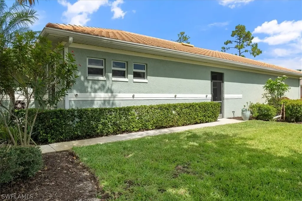 10662 Camarelle Circle Fort Myers FL 33913