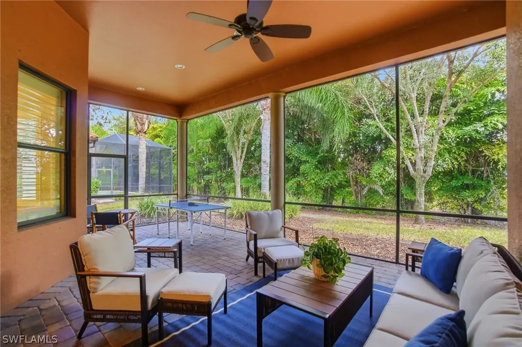 7291 Acorn Way Naples FL 34119