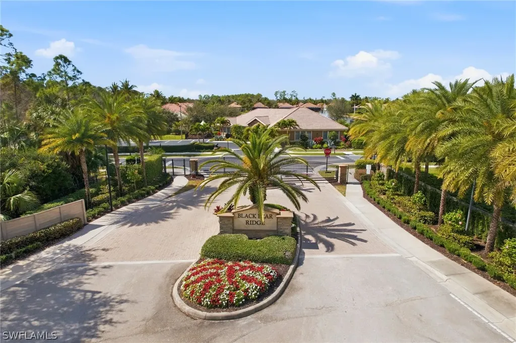 7291 Acorn Way Naples FL 34119