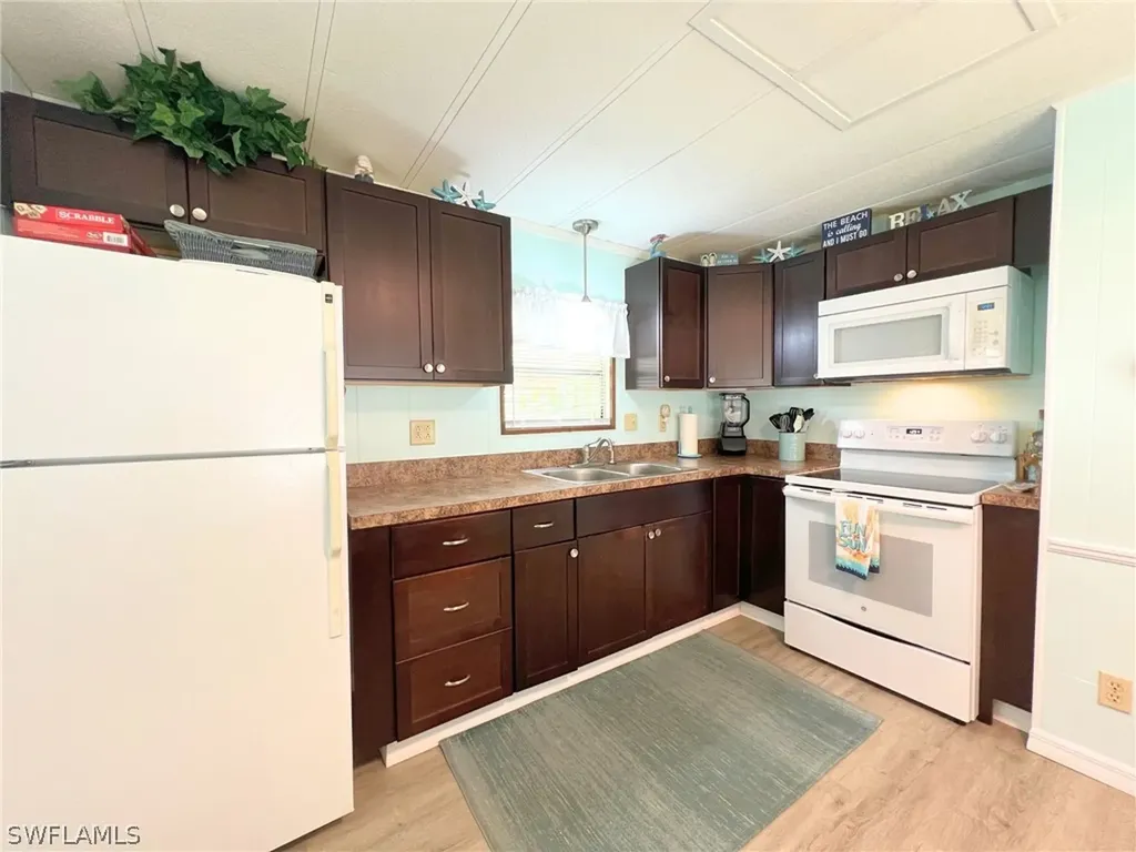 153 Carissa Lane Naples FL 34114