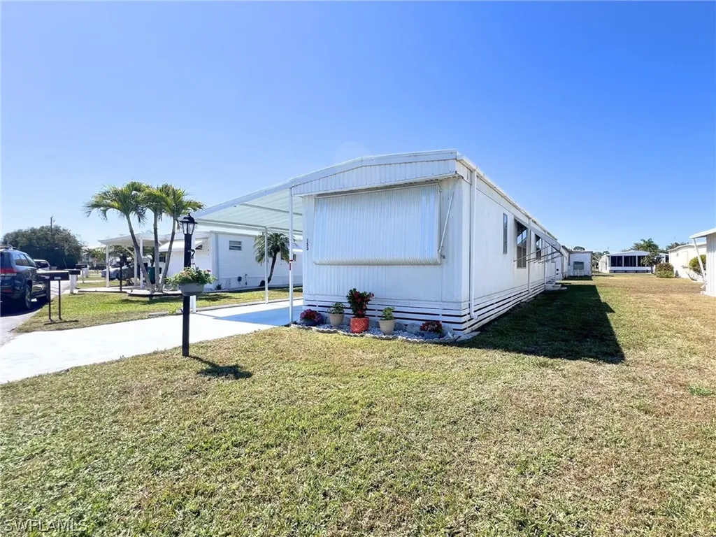 153 Carissa Lane Naples FL 34114