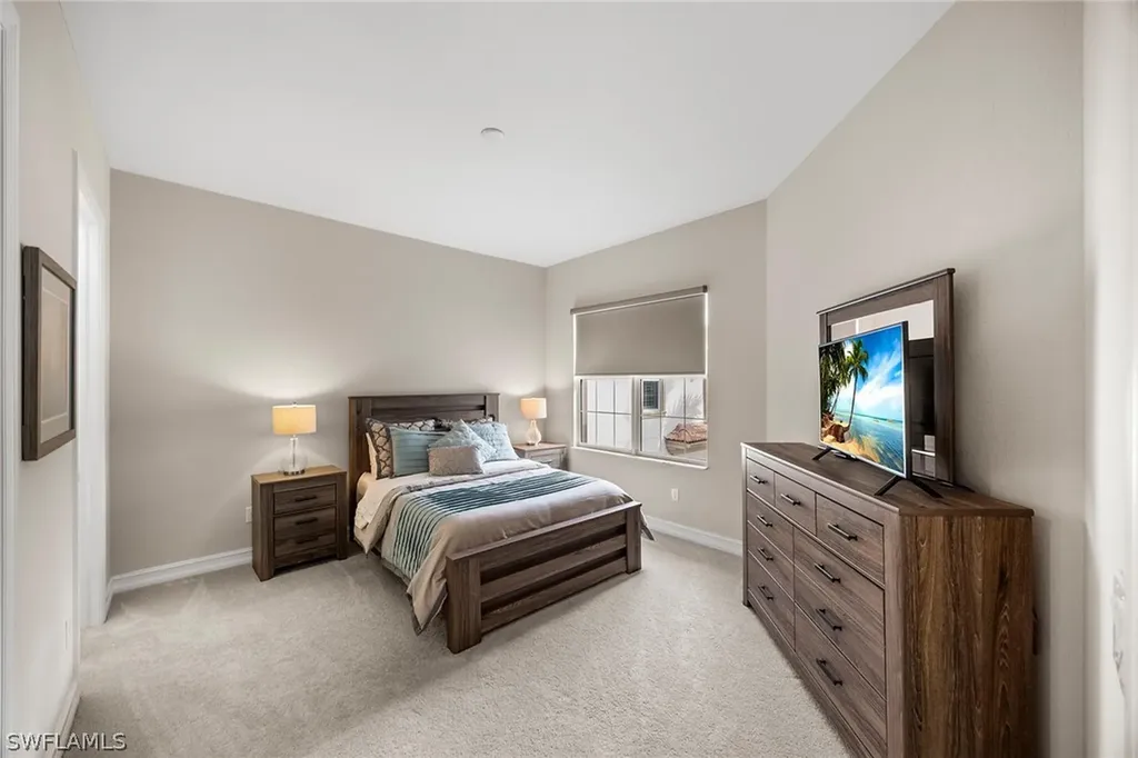7825 Hawthorne Drive Naples FL 34113
