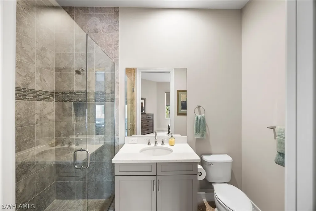 7825 Hawthorne Drive Naples FL 34113