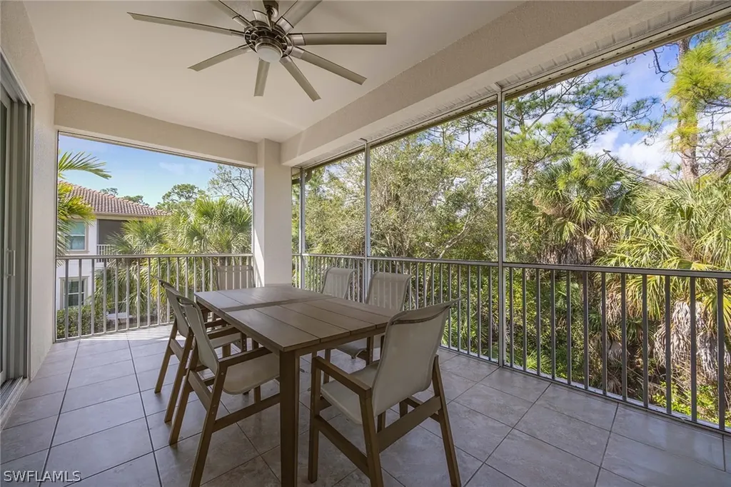 7825 Hawthorne Drive Naples FL 34113