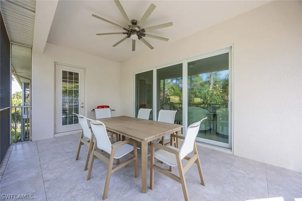 7825 Hawthorne Drive Naples FL 34113