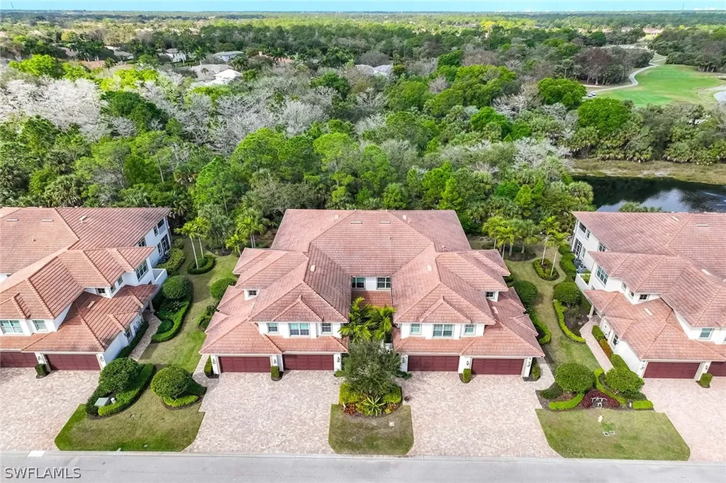 7825 Hawthorne Drive Naples FL 34113