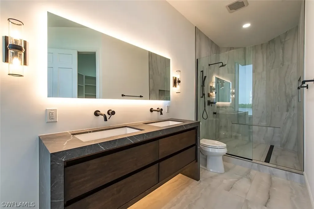 60 Seagate Drive Naples FL 34103