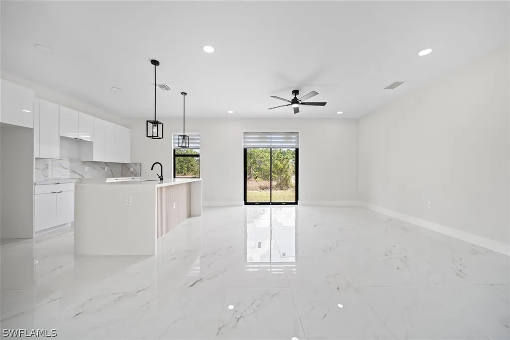 727 Drury Avenue Lehigh Acres FL 33974