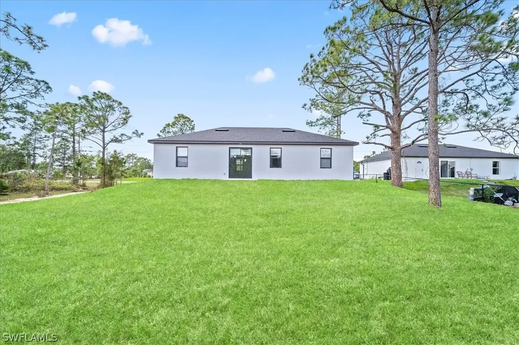 727 Drury Avenue Lehigh Acres FL 33974