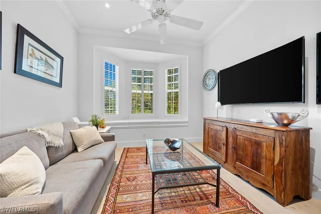 443 8th Avenue S Naples FL 34102