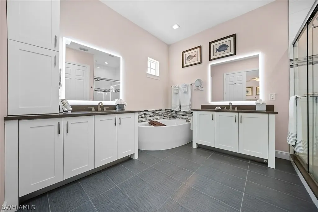 443 8th Avenue S Naples FL 34102
