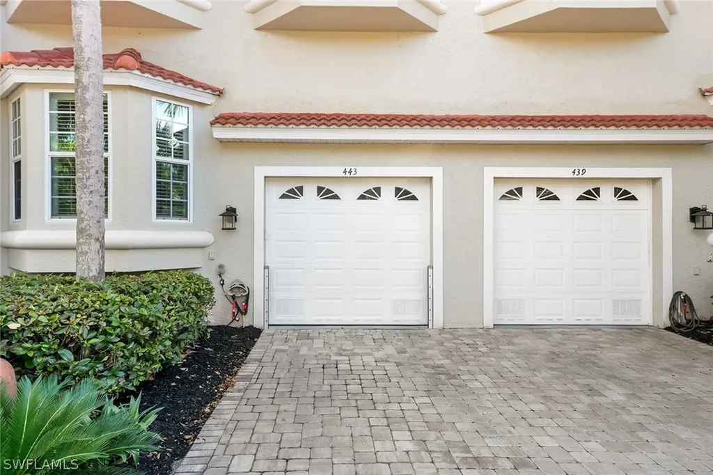 443 8th Avenue S Naples FL 34102