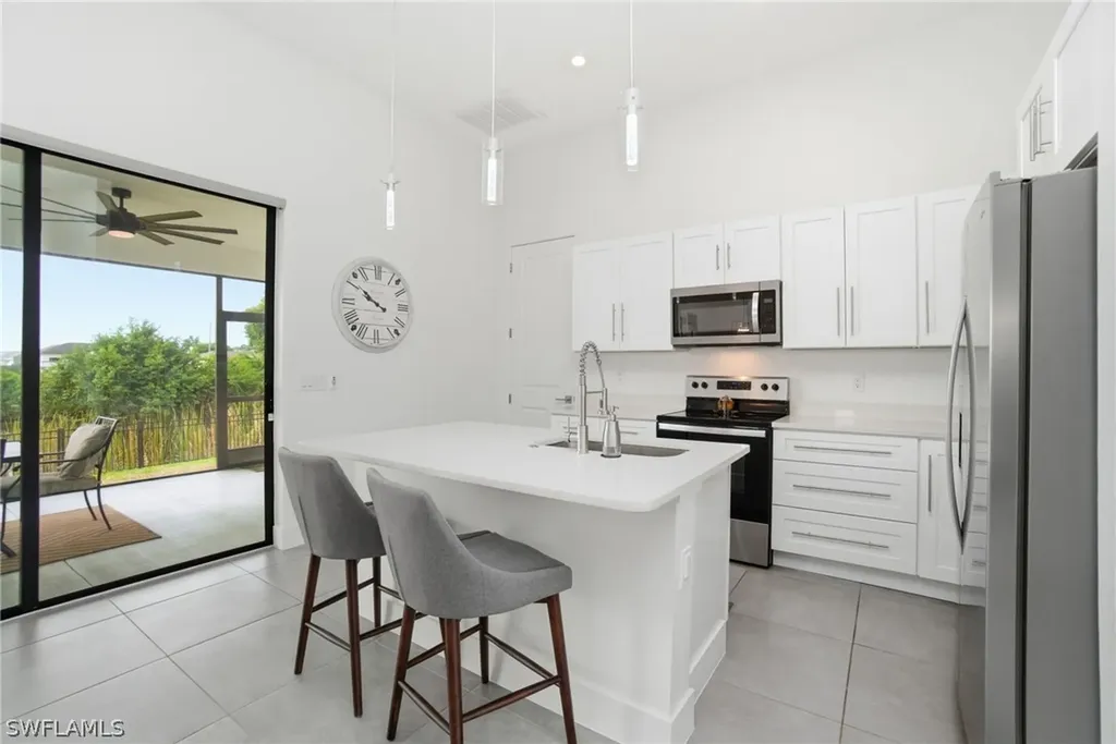 2522 NW 1st Terrace Cape Coral FL 33993