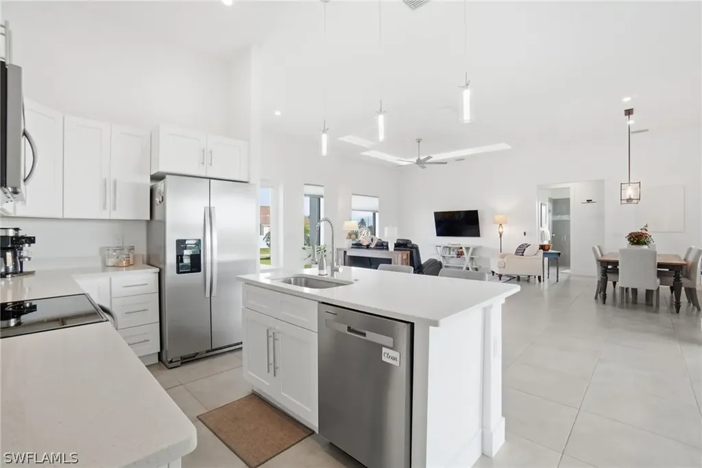 2522 NW 1st Terrace Cape Coral FL 33993