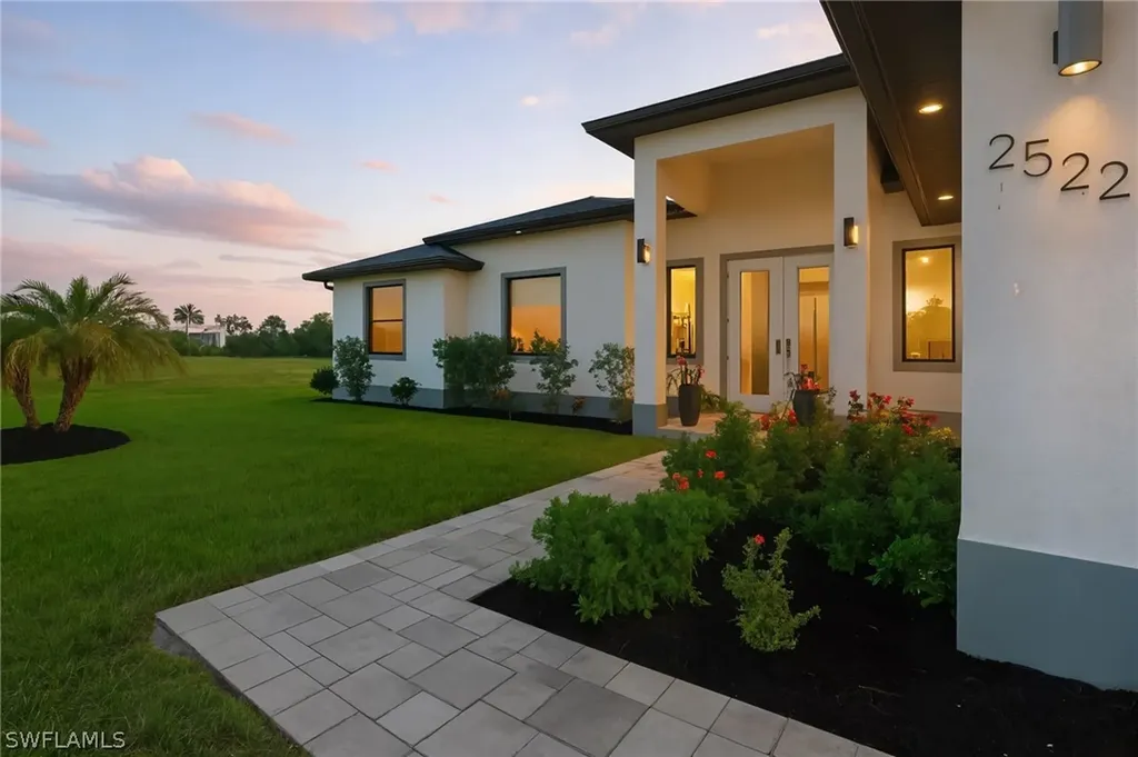 2522 NW 1st Terrace Cape Coral FL 33993