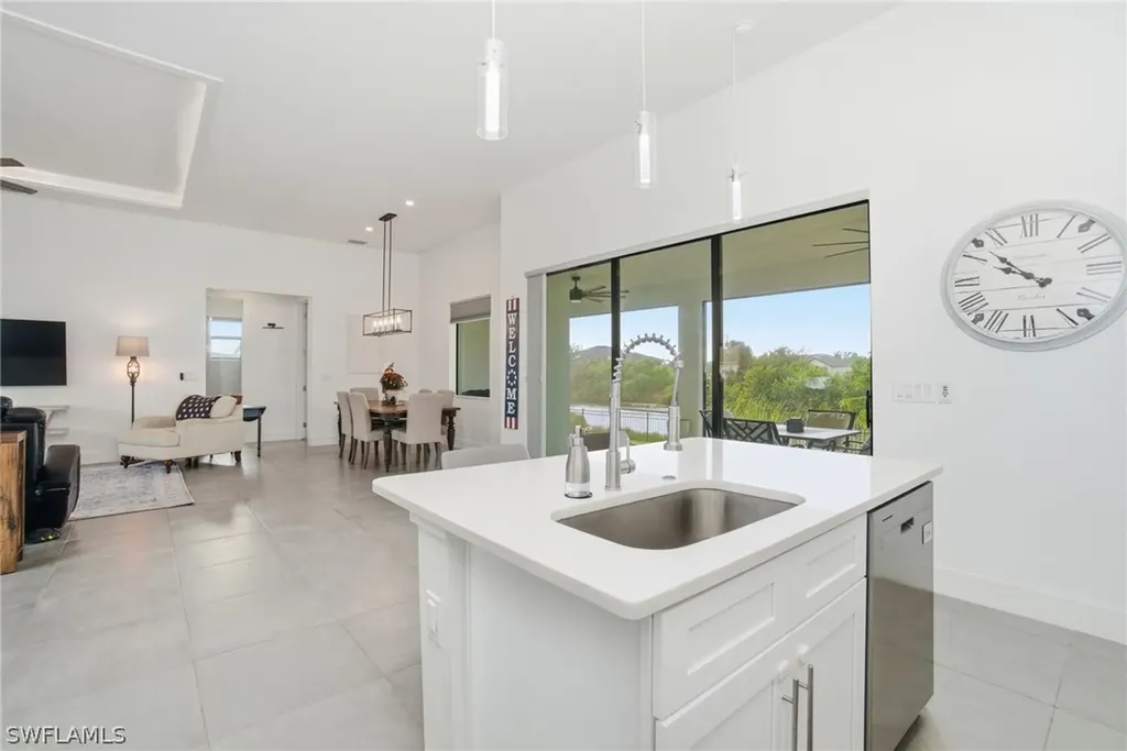 2522 NW 1st Terrace Cape Coral FL 33993