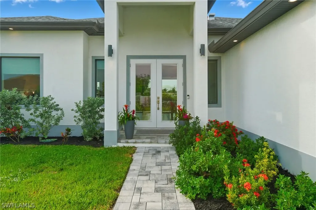 2522 NW 1st Terrace Cape Coral FL 33993