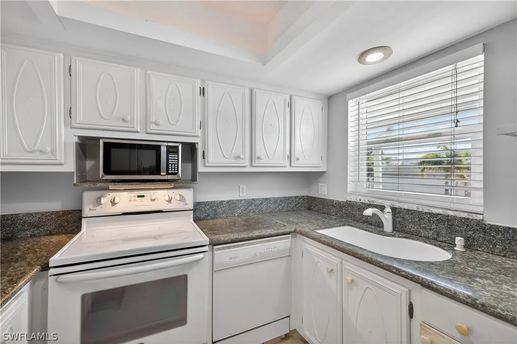 325 Charlemagne Boulevard Naples FL 34112