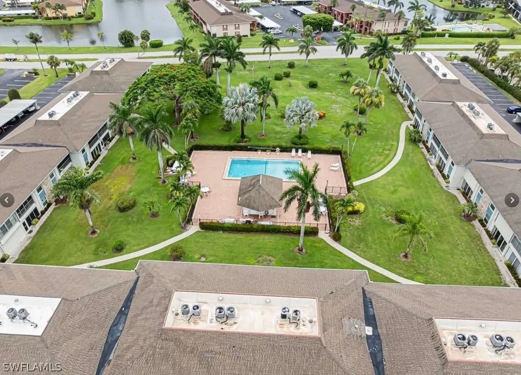 325 Charlemagne Boulevard Naples FL 34112
