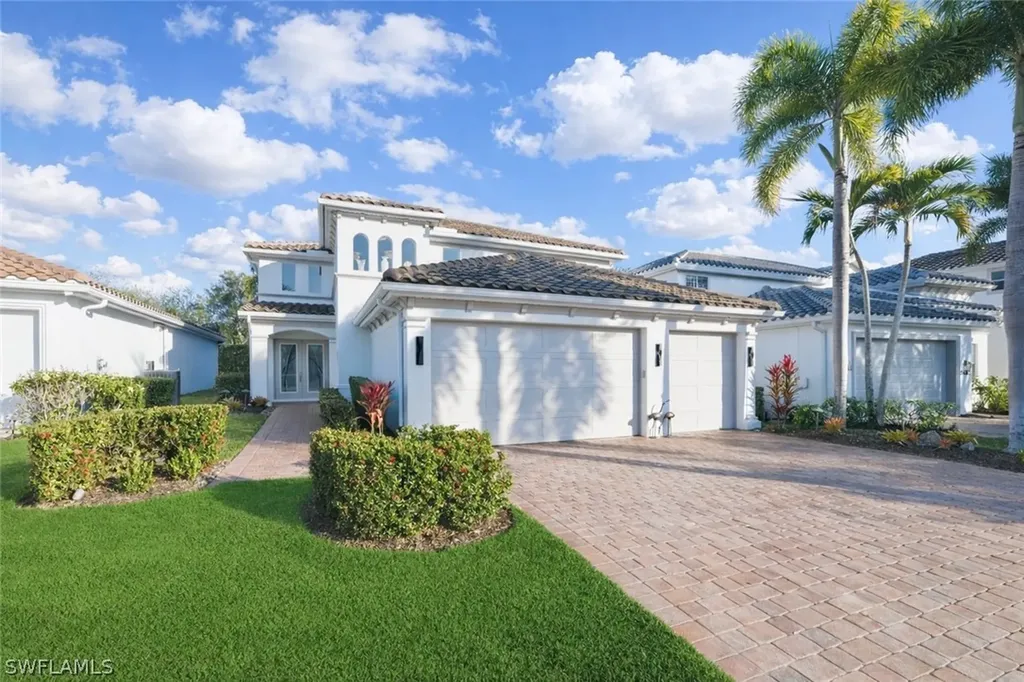 5686 Lago Villaggio Way Naples FL 34104