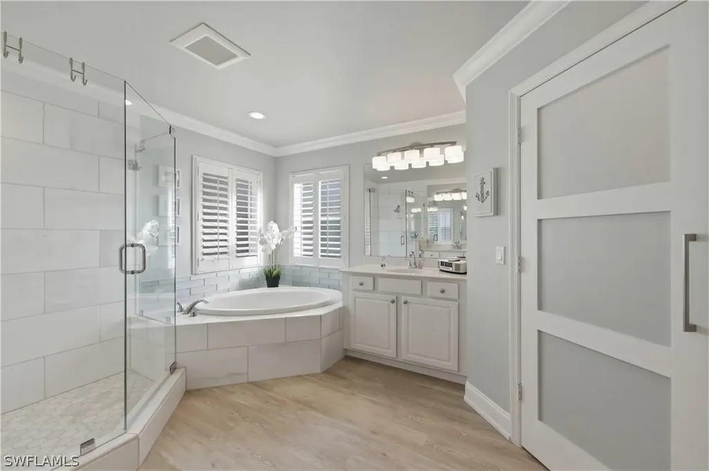 5686 Lago Villaggio Way Naples FL 34104