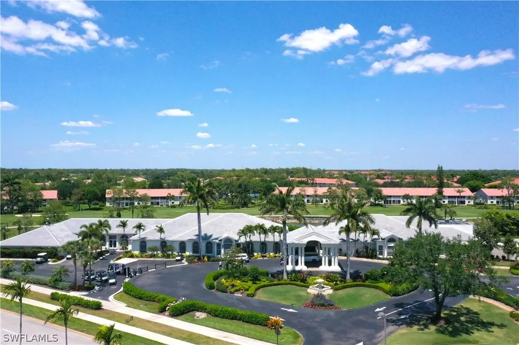 5686 Lago Villaggio Way Naples FL 34104