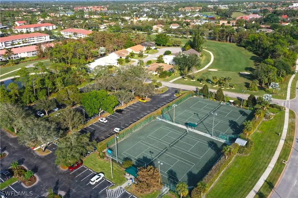 5686 Lago Villaggio Way Naples FL 34104