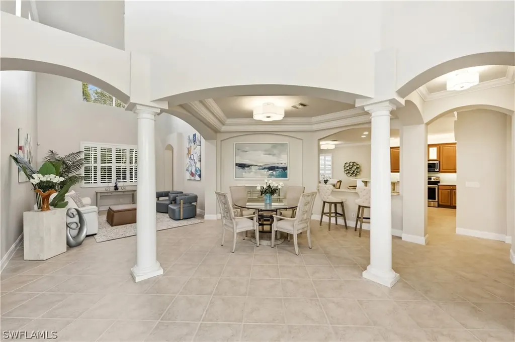 5686 Lago Villaggio Way Naples FL 34104